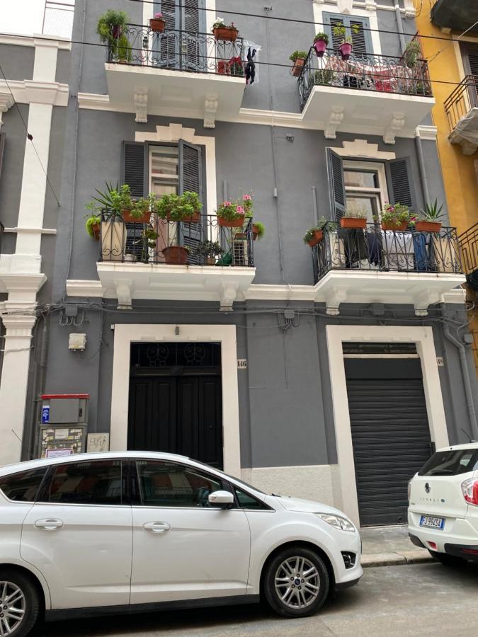 Casaro Stazione Apartment Бари Екстериор снимка