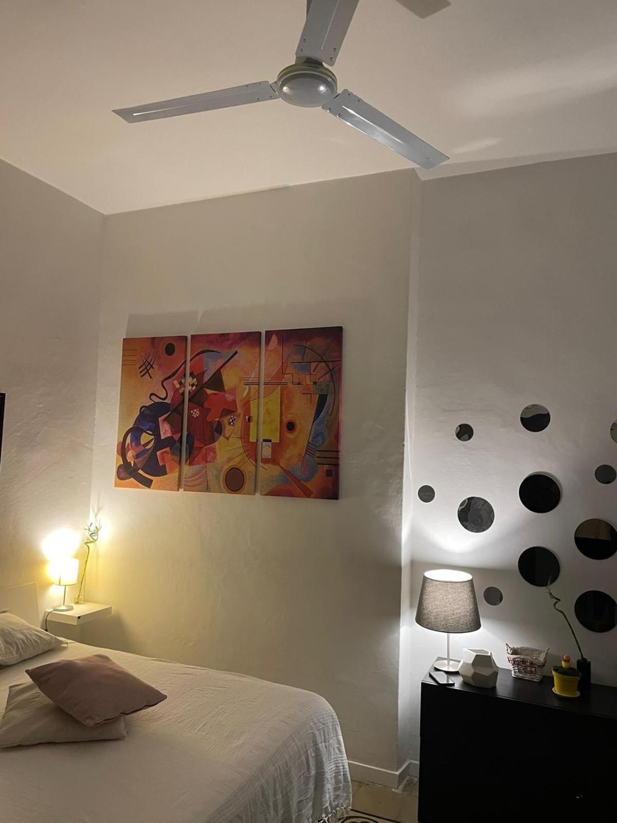 Casaro Stazione Apartment Бари Екстериор снимка